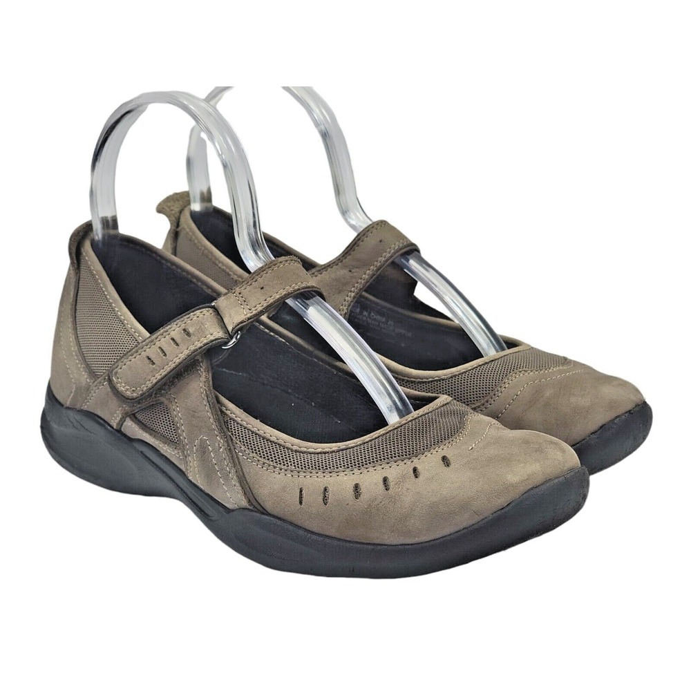 Clarks Wave Women's Brown Leather Mary Jane Casual Walking Shoes Size 7.5 M